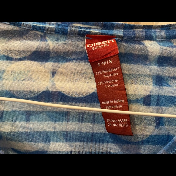 Pretty Blue long sleeved top with tiny metal beads in Size 8 - Picture 3 of 4